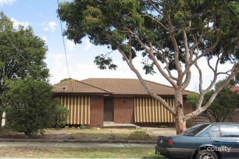 Property photo of 14 Glenmaggie Drive St Albans VIC 3021