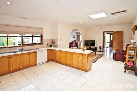 Property photo of 70 Whalley Drive Wheelers Hill VIC 3150