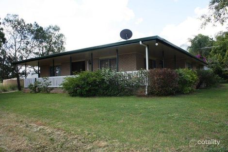 84 Bellambi St, Toogoolawah, QLD 4313