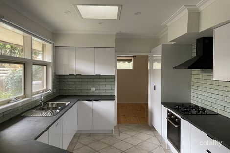 Property photo of 2 Wirra Mirra Drive Wurruk VIC 3850