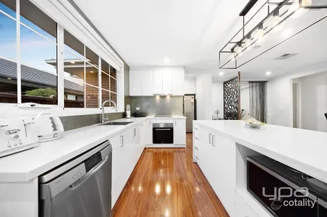Property photo of 27 Beatrix Street Point Cook VIC 3030