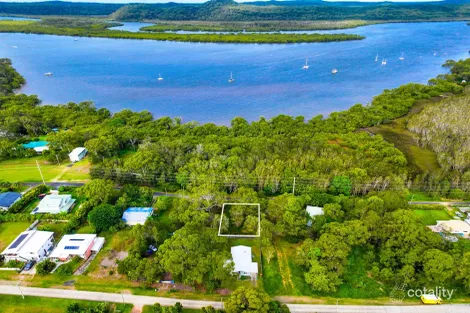Property photo of 20 Inlet Avenue Russell Island QLD 4184