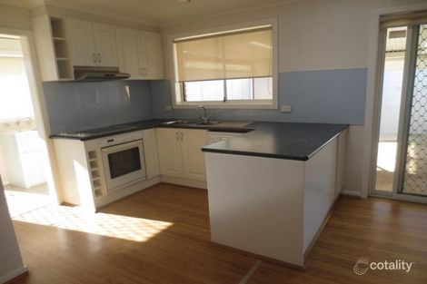 Property photo of 32 Hosie Street Altona Meadows VIC 3028