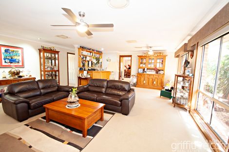 Property photo of 4 Dowell Place Griffith NSW 2680