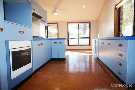 Property photo of 4 Sawyer Close Green Point NSW 2251