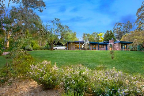 Property photo of 7 Corrong Court Eltham VIC 3095