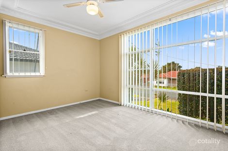 Property photo of 14 Billabong Avenue Dapto NSW 2530