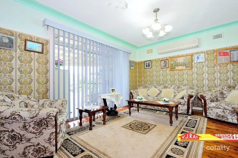 Property photo of 10 Holmes Avenue Sefton NSW 2162