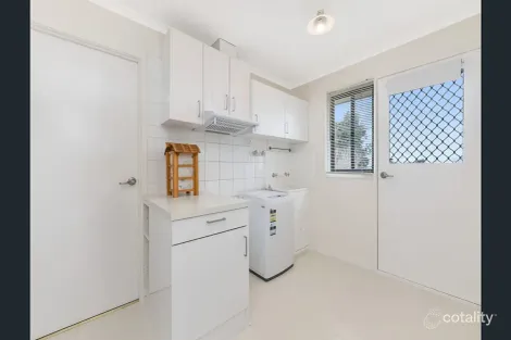 Property photo of 12 Stratus Court Hampton Park VIC 3976