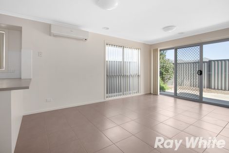 Property photo of 42 Botham Crescent Pakenham VIC 3810