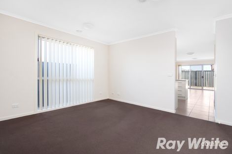 Property photo of 42 Botham Crescent Pakenham VIC 3810