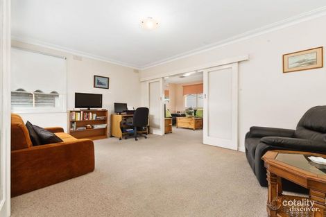 Property photo of 32 Railway Parade Seaford VIC 3198