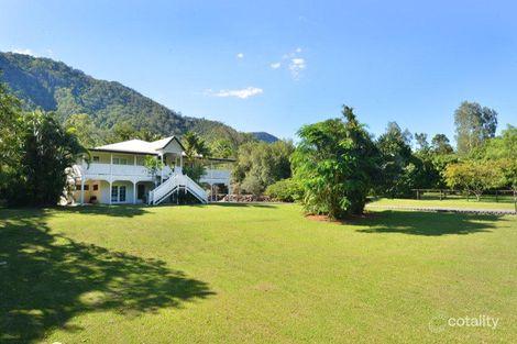 9-11 Pelizzari Cl, Redlynch, QLD 4870