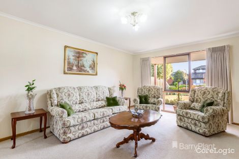 Property photo of 15 Vanessa Court St Helena VIC 3088