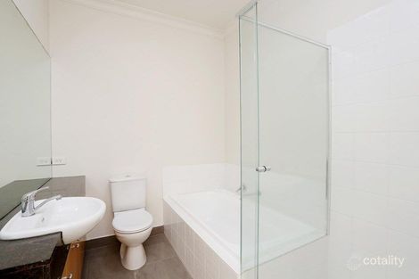 Property photo of 21 Scotch Circuit Hawthorn VIC 3122