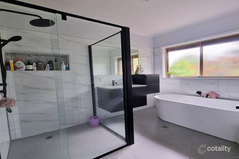 Property photo of 16 Blossom Way Shepparton East VIC 3631