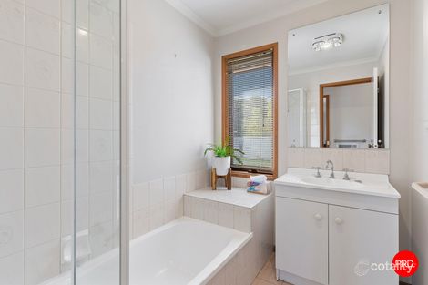 Property photo of 1 Rio Court Kangaroo Flat VIC 3555