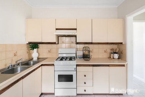 Property photo of 2 Charlton Crescent Reservoir VIC 3073