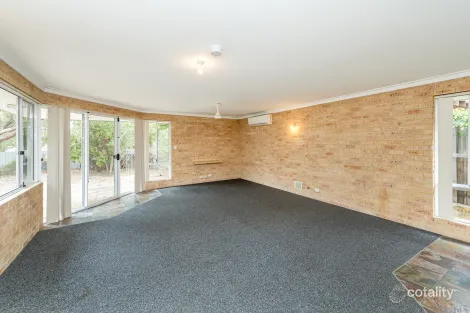 35 Batavia Pl, Kallaroo, WA 6025