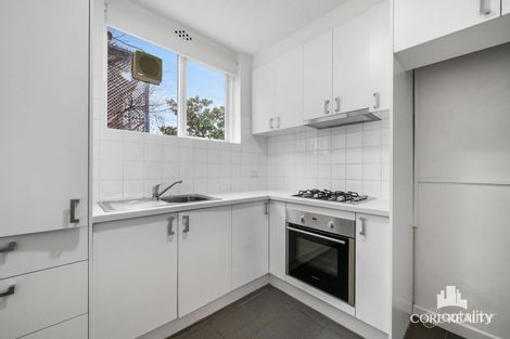 Property photo of 3/4 Gurner Street St Kilda VIC 3182