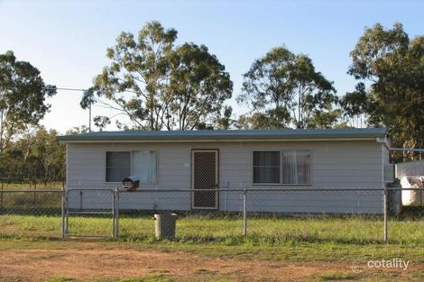 22 Hawthorne St, Nanango, QLD 4615