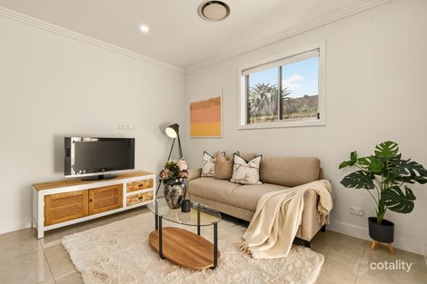 Property photo of 4/27C Carinya Road Girraween NSW 2145