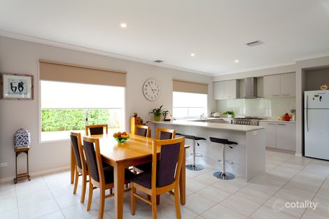 Property photo of 12 Highland Way Warragul VIC 3820