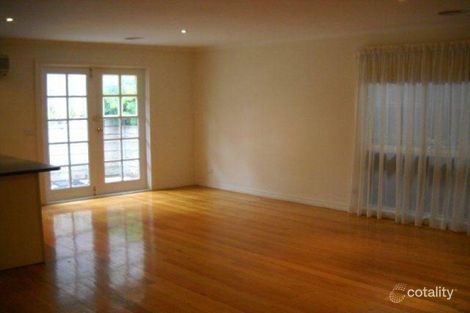 Property photo of 2/5 Hutchinson Street Bentleigh VIC 3204