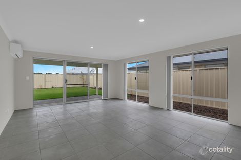 Property photo of 5 Anaconda Loop Dawesville WA 6211