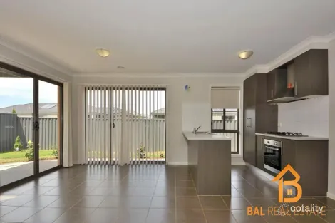 Property photo of 146 Hummingbird Boulevard Tarneit VIC 3029