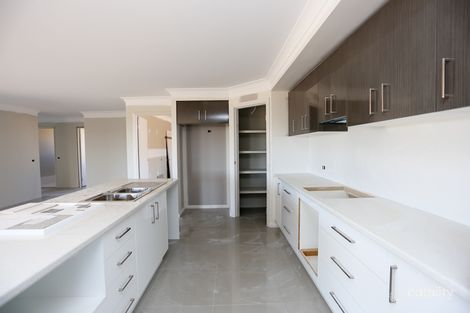 Property photo of 6 Poole Street Eglinton NSW 2795