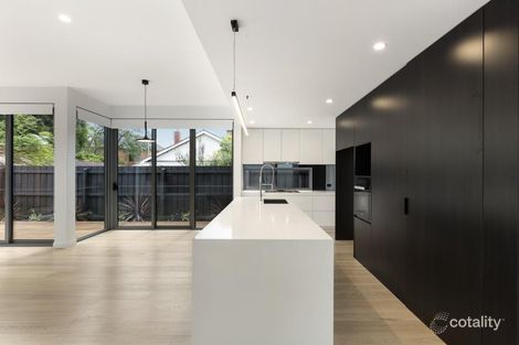Property photo of 6A Oak Crescent Caulfield North VIC 3161