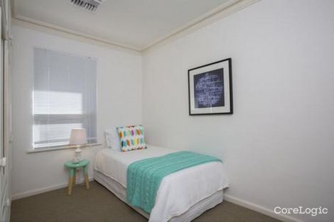 Property photo of 2/4 Peroomba Avenue Kensington Gardens SA 5068