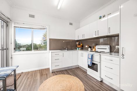 Property photo of 11 Brown Street Redhead NSW 2290