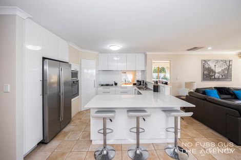 Property photo of 8 Dalzell Turn Kinross WA 6028