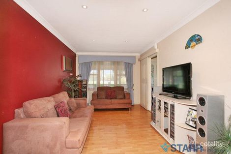 Property photo of 2 Jasmine Place Greystanes NSW 2145