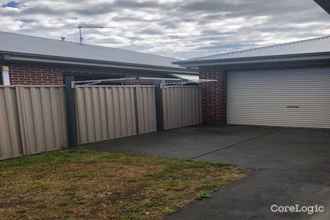 Property photo of 3/17 Stawell Street Romsey VIC 3434