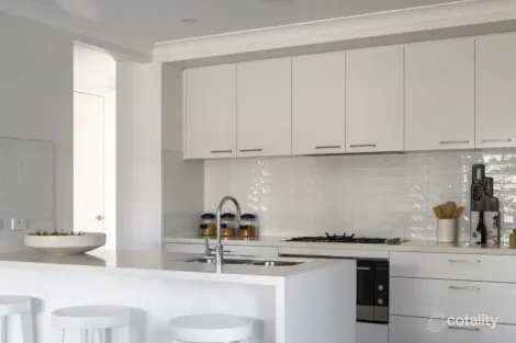 Property photo of 13 Fahey Crescent Appin NSW 2560