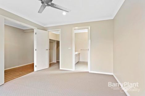 Property photo of 24 Hatfield Drive Drouin VIC 3818