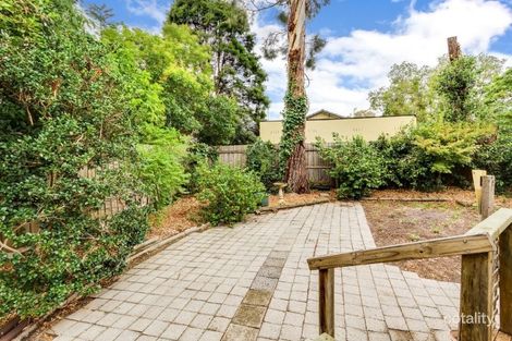 Property photo of 4 Chatswood Close Glen Waverley VIC 3150
