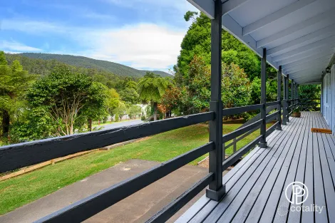 Property photo of 37 Woods Point Road Warburton VIC 3799