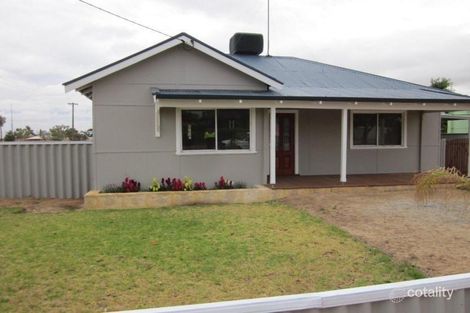31 Johnston St, Wyalkatchem, WA 6485