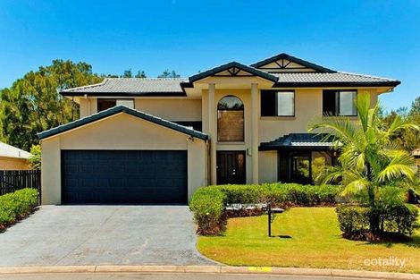 19 Lakeshore Dr, Helensvale, QLD 4212