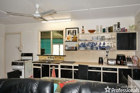 Property photo of 7 Magpie Street Slade Point QLD 4740