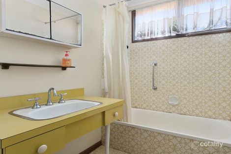 Property photo of 2/127 Mackenzie Street West Golden Square VIC 3555