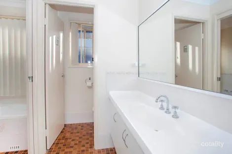 Property photo of 13 Bele Place Kiama NSW 2533