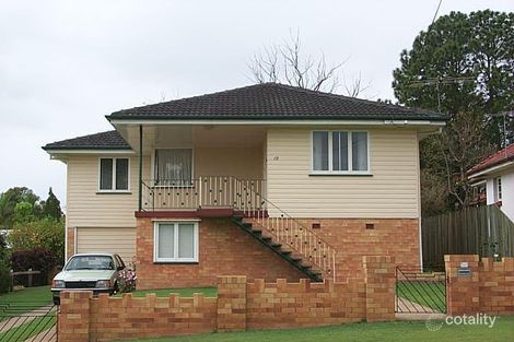 18 Daniells St, Carina, QLD 4152