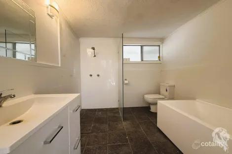 Property photo of 5 Cowper Street Wee Waa NSW 2388