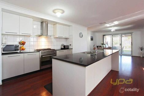 Property photo of 3 Binalong Court Burnside VIC 3023