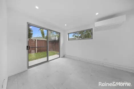 Property photo of 21 O'Brien Road Mount Annan NSW 2567